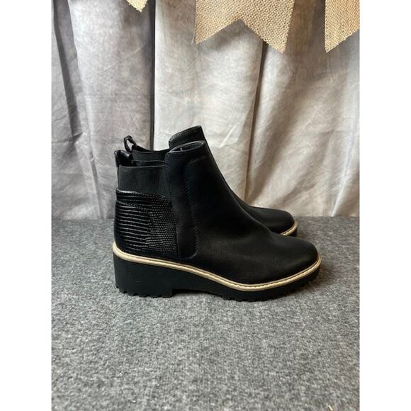 Dolce Vita Womens 9 Black Rango Wedge Lug Sole Faux Leather Boots Moto Goth - Picture 3 of 10